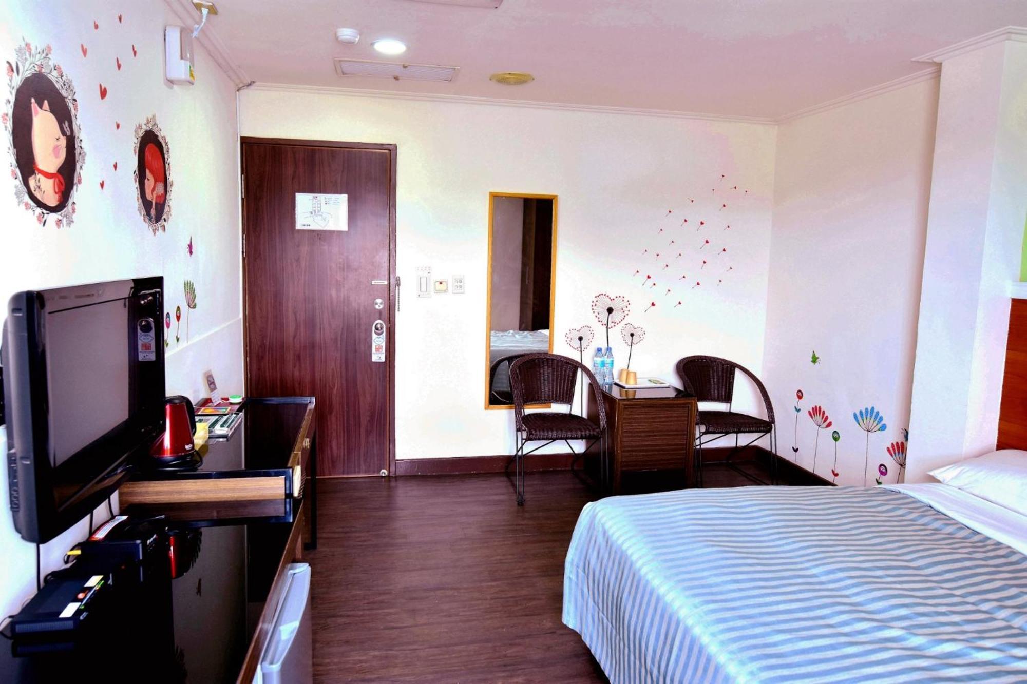 Toong Mao Resorts & Hotel Kenting Bagian luar foto