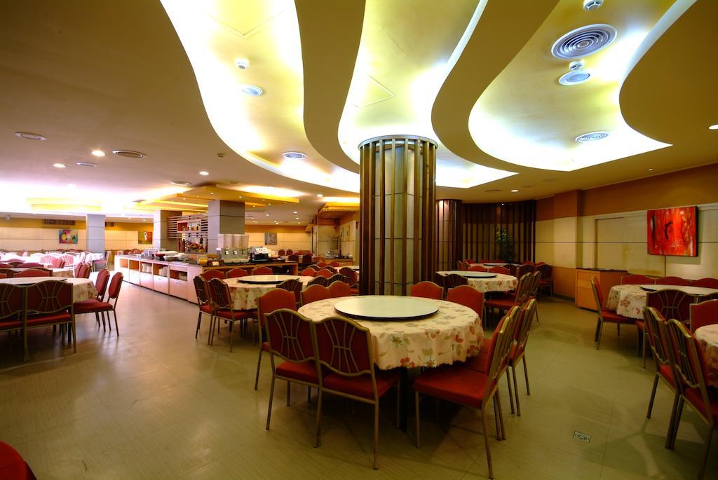 Toong Mao Resorts & Hotel Kenting Bagian luar foto