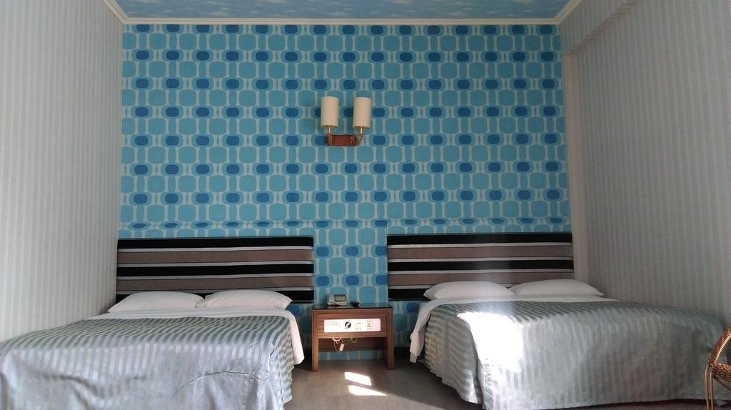 Toong Mao Resorts & Hotel Kenting Bagian luar foto