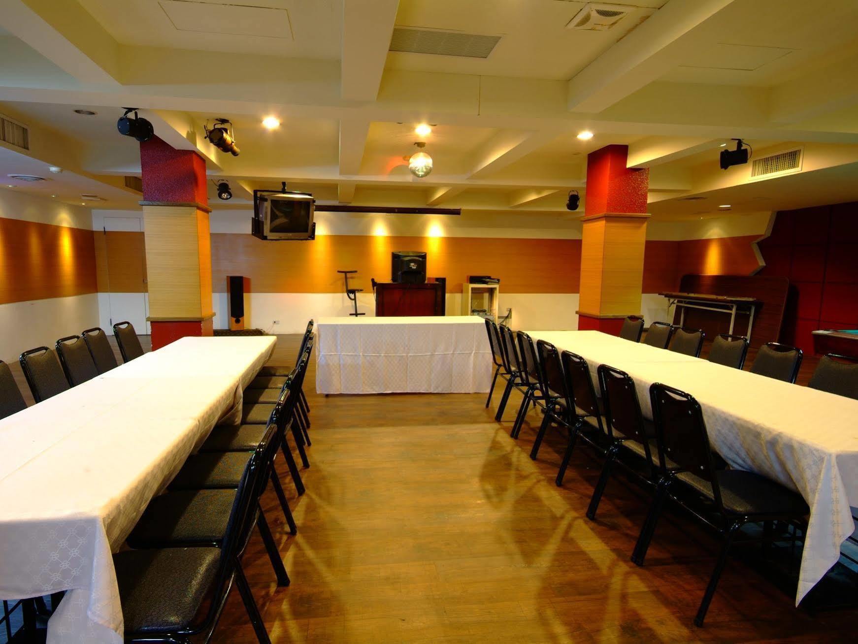 Toong Mao Resorts & Hotel Kenting Bagian luar foto