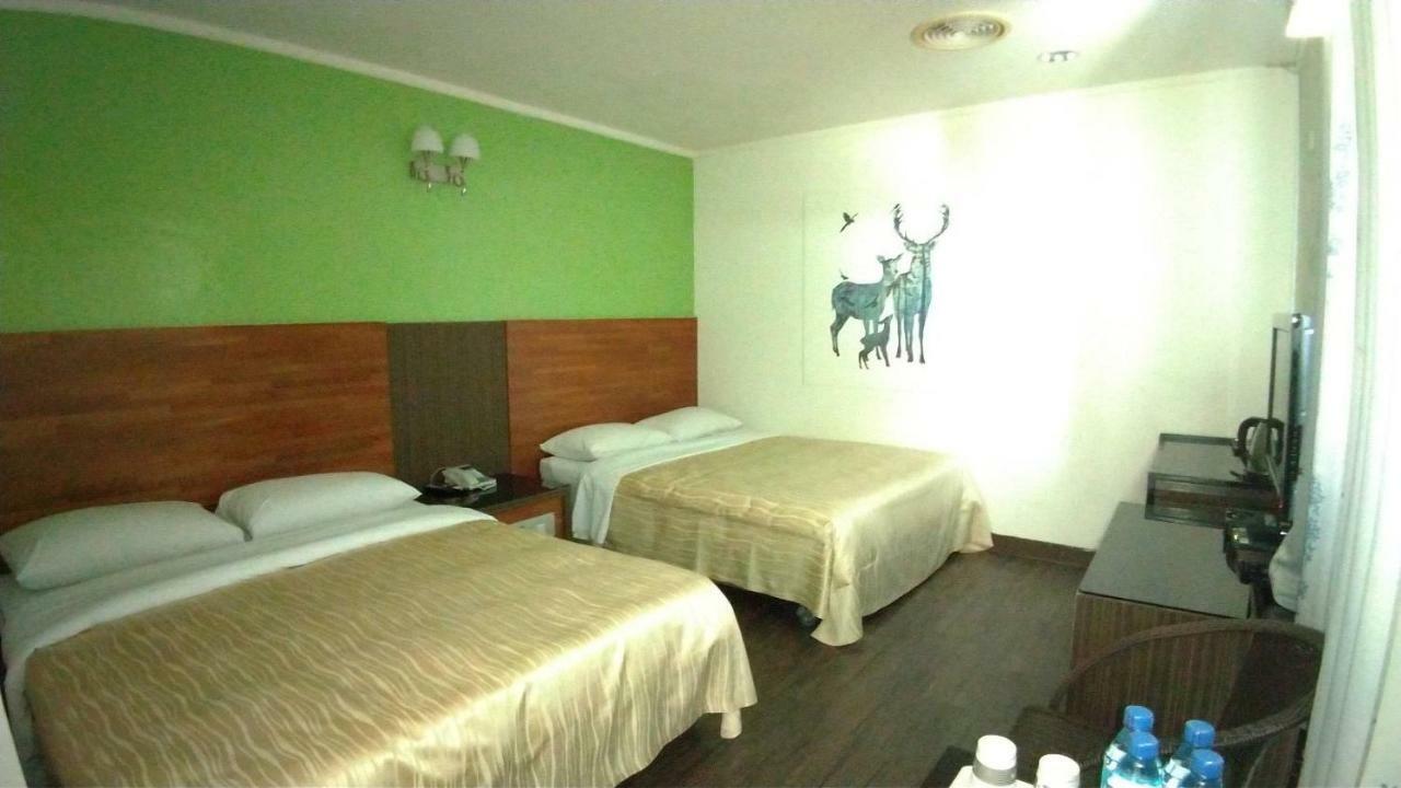 Toong Mao Resorts & Hotel Kenting Bagian luar foto