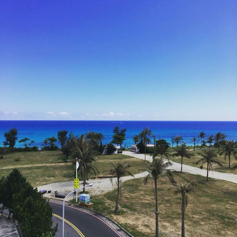 Toong Mao Resorts & Hotel Kenting Bagian luar foto
