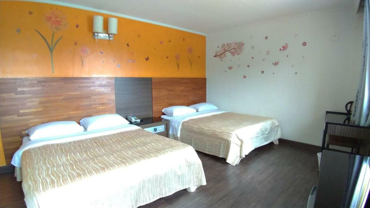 Toong Mao Resorts & Hotel Kenting Bagian luar foto