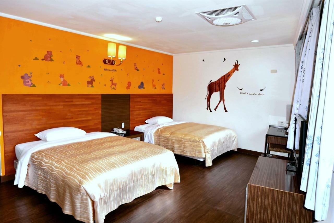 Toong Mao Resorts & Hotel Kenting Bagian luar foto